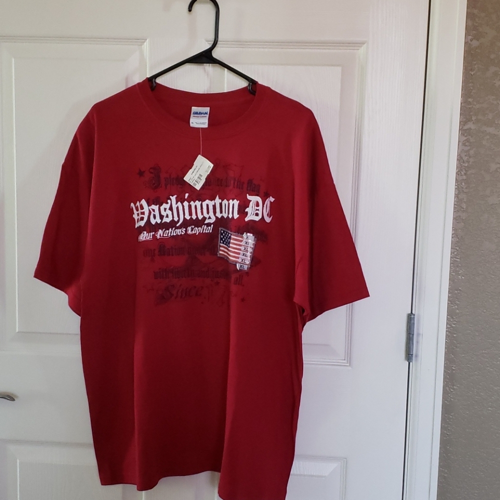 Mens red DC t shirt